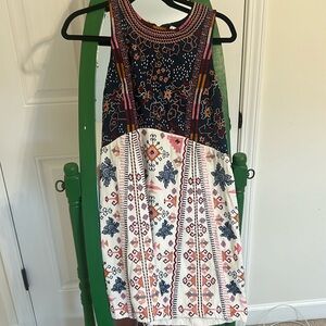 Anthropologie embroidered dress by Akemi & Kin, Size 2